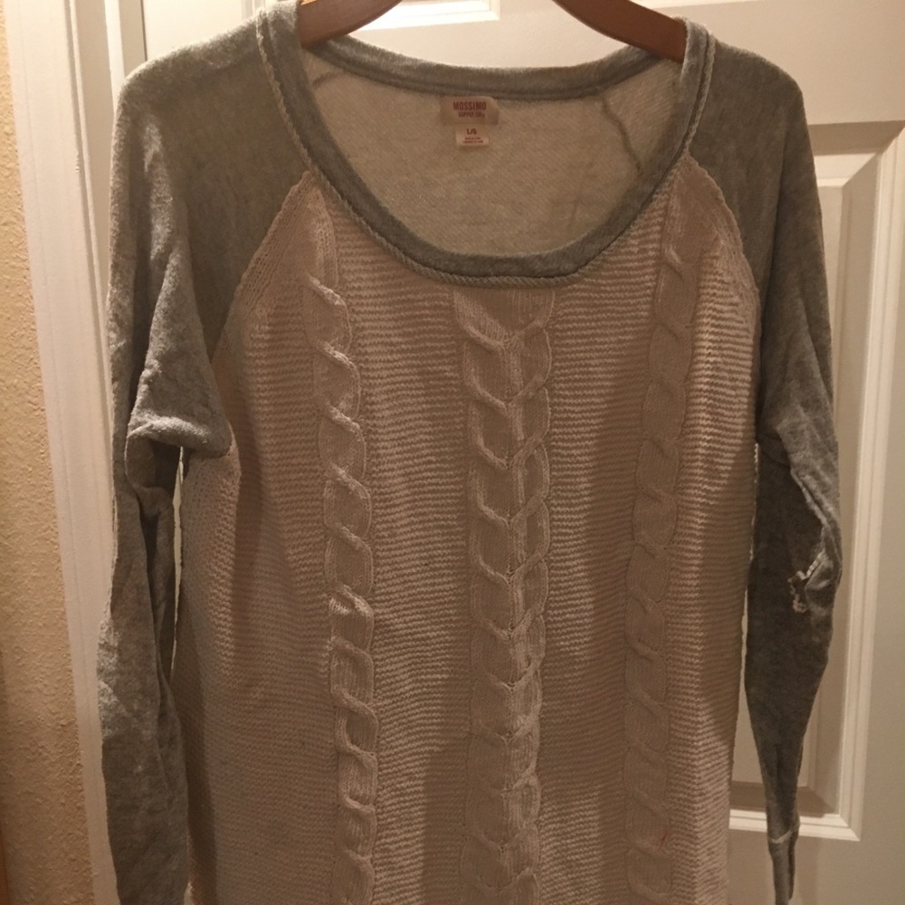Mossimo Sweater/Sweatshirt